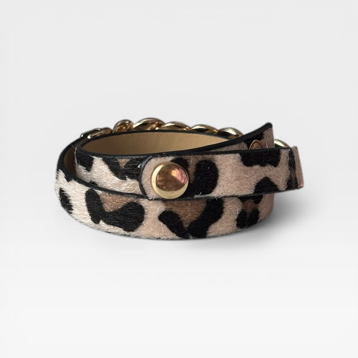 Pulseras de cuero con doble borde y estampado de leopardo