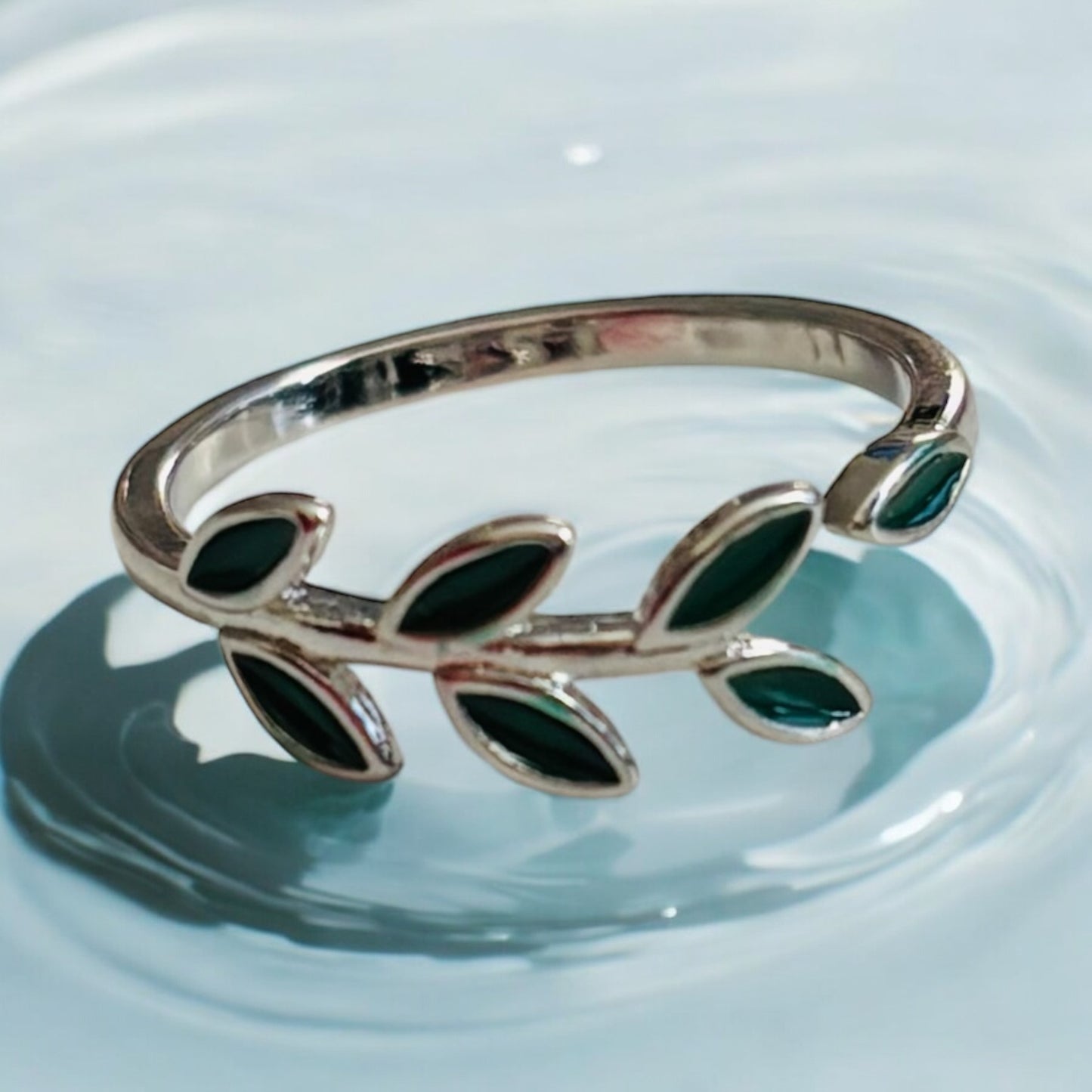 Adjustable Green Silver Toe Ring