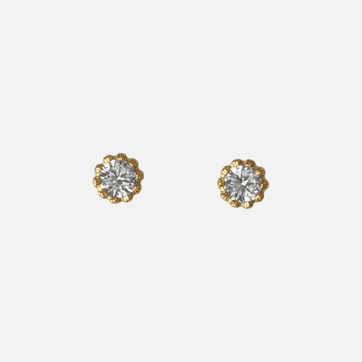 Crown Gold Stud Earrings