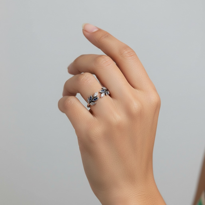 Anillo ajustable de hoja azul