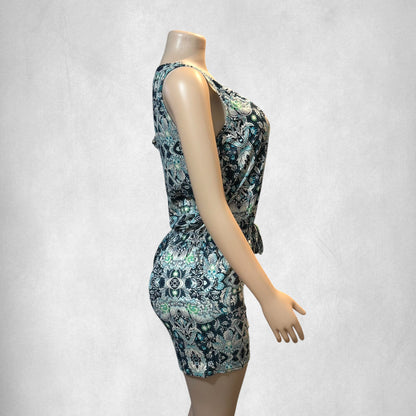 Mono corto estilo camiseta sin mangas con bolsillos laterales para mujer, color verde
