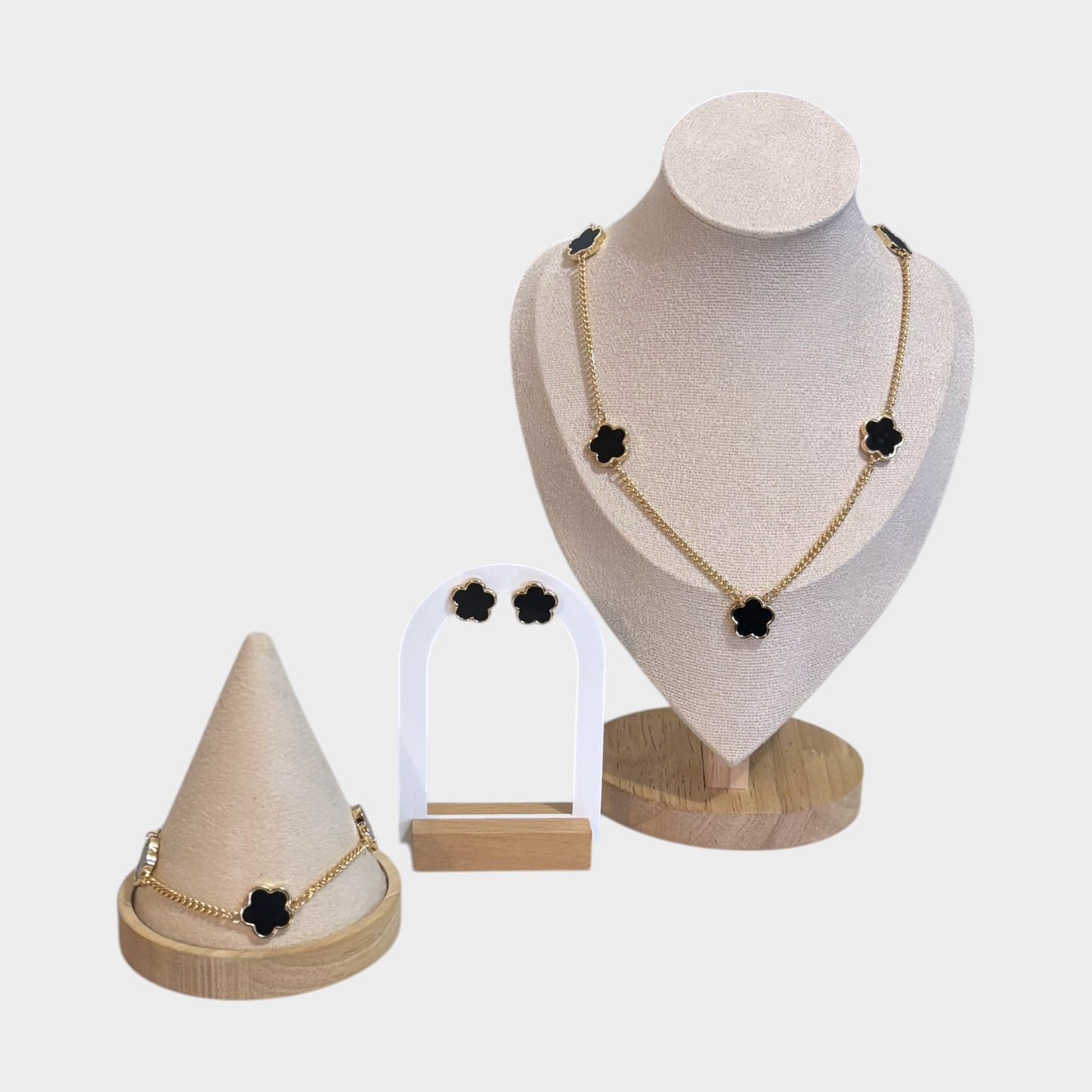 Classic Gold & Black Clover Set