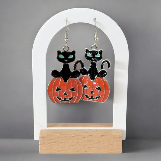 Black cat Over Pumpkin Earring