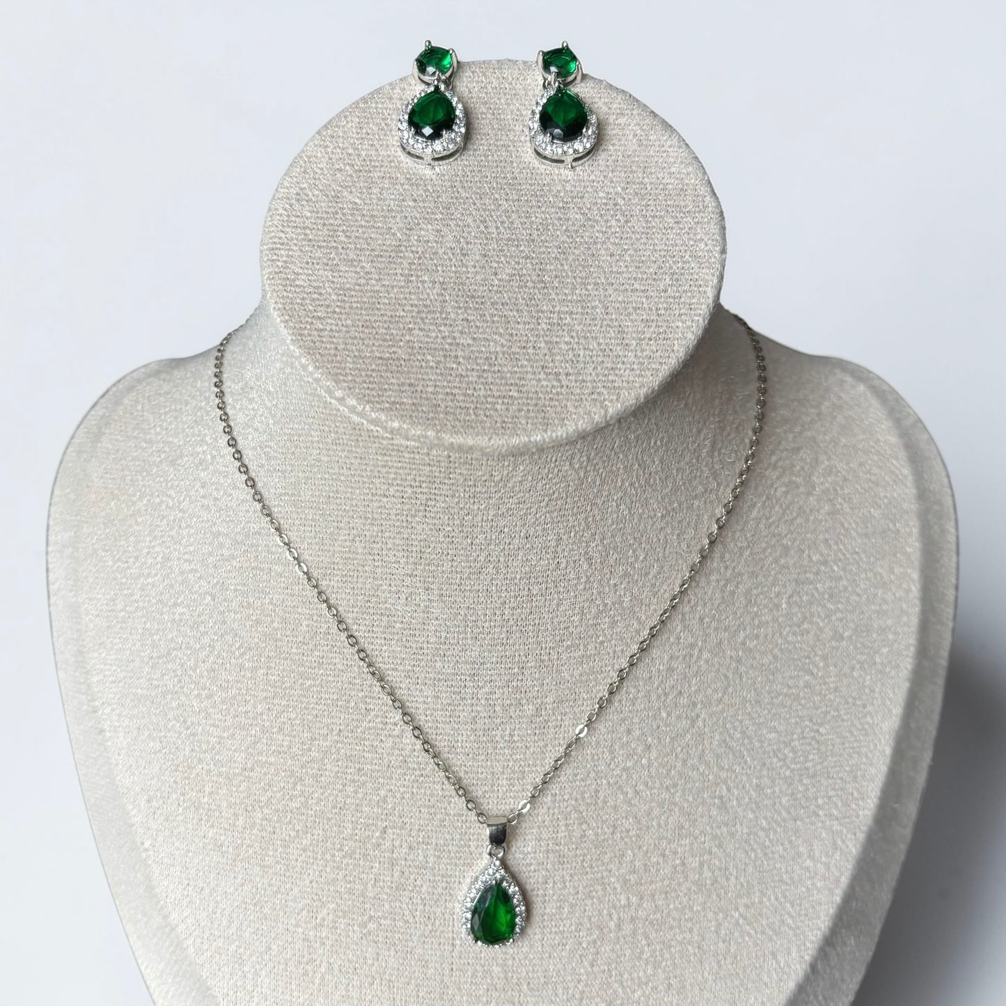 Conjunto elegante esmeralda