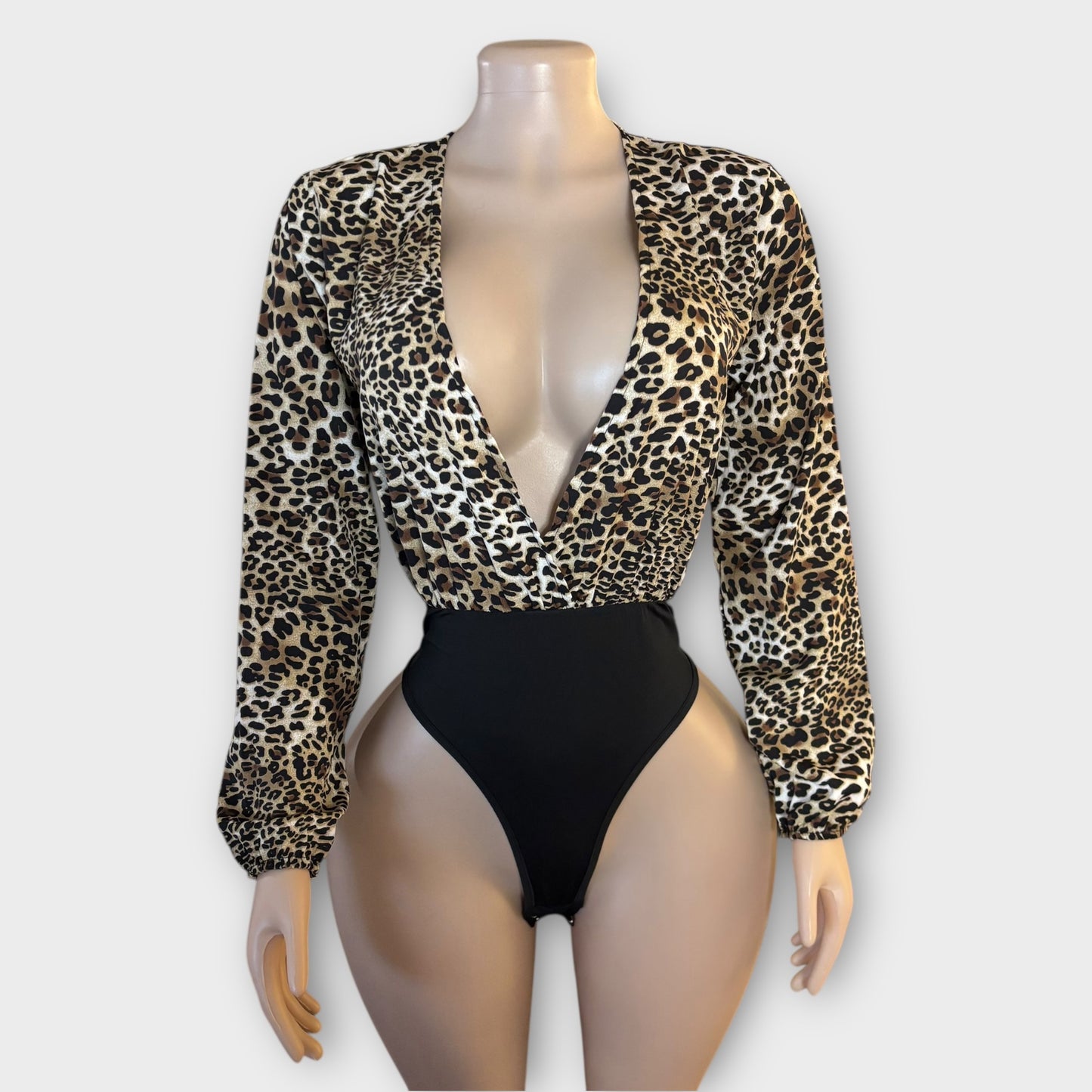 Long Sleeve Leopard V Neck Bodysuit