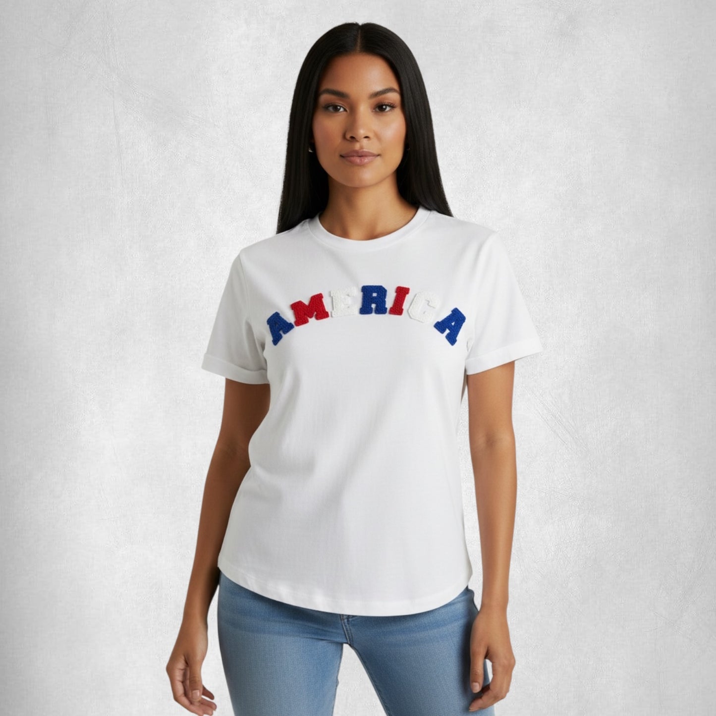 Camiseta blanca con cuello redondo y gráfico AMERICA