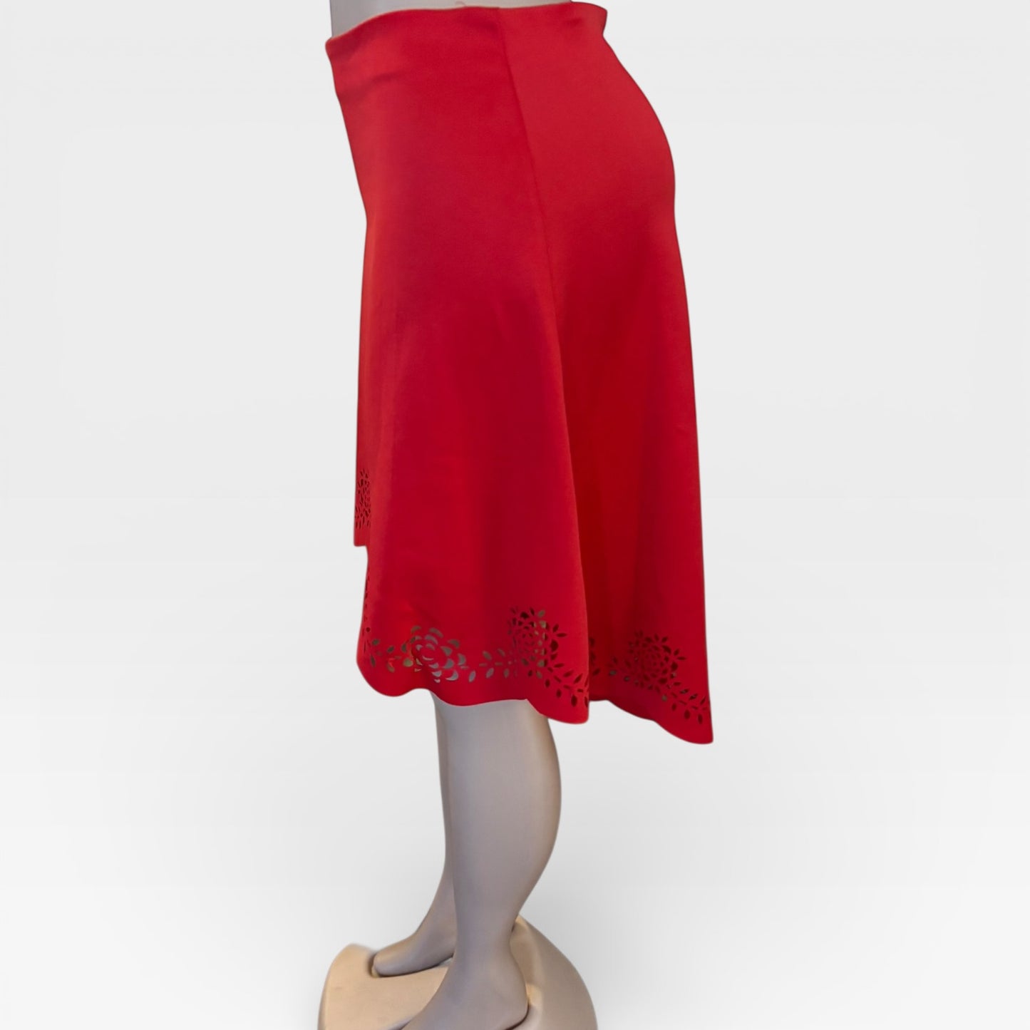 Falda informal de mujer con dobladillo alto y bajo