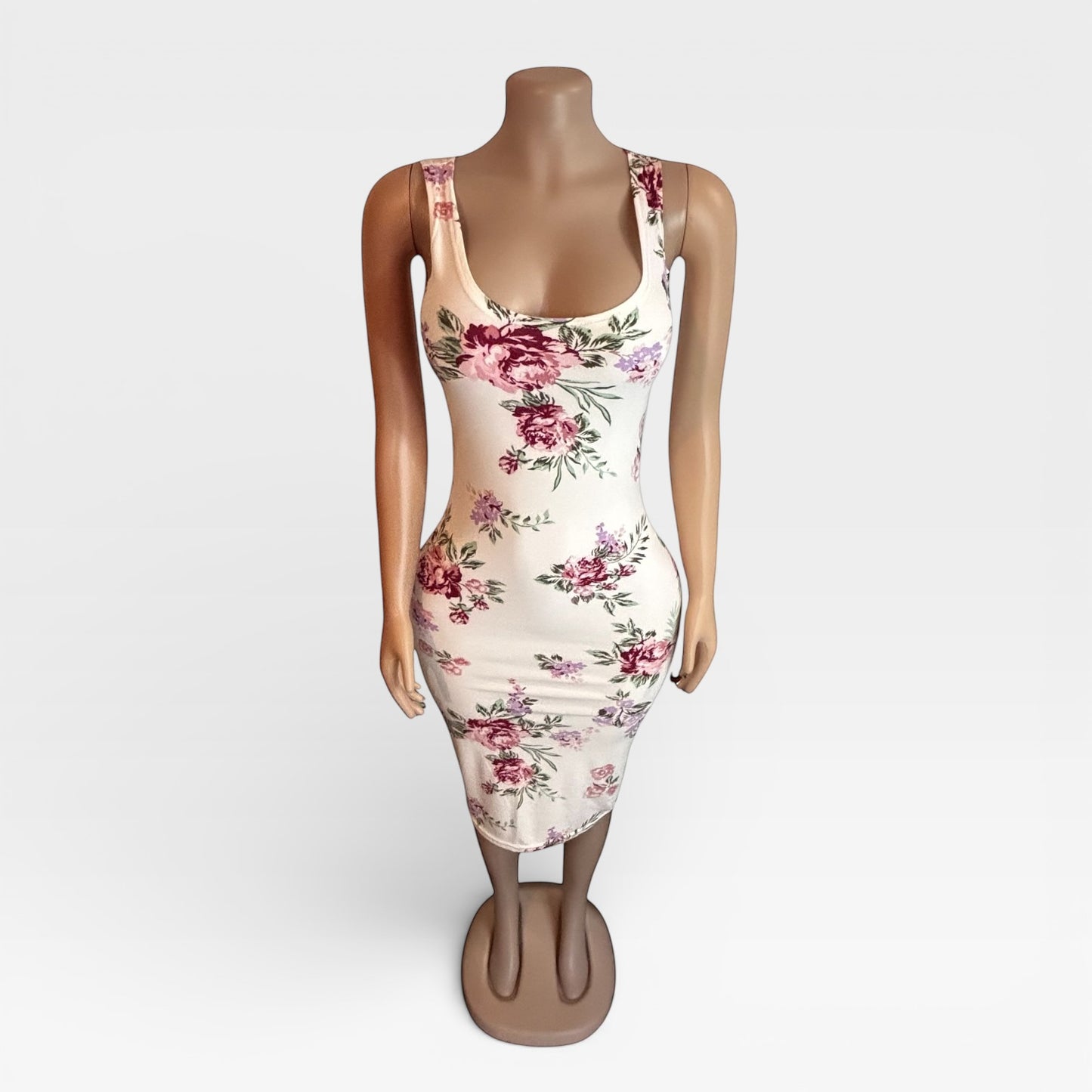 Vestido de punto suave con estampado floral color marfil para mujer