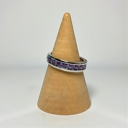 Anillo morado de plata esterlina de lujo