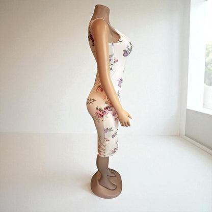 Vestido de punto suave con estampado floral color marfil para mujer