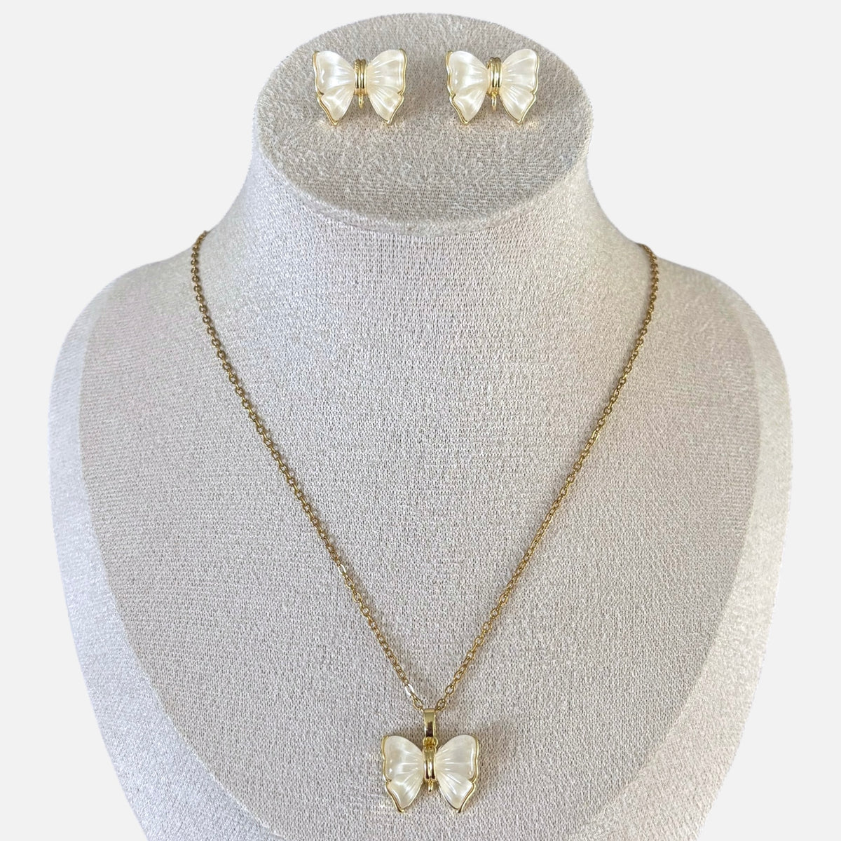 Ivory Bow Necklace & Earring Set