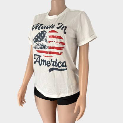 Camiseta con estampado de labios y cuello redondo hecha en Estados Unidos