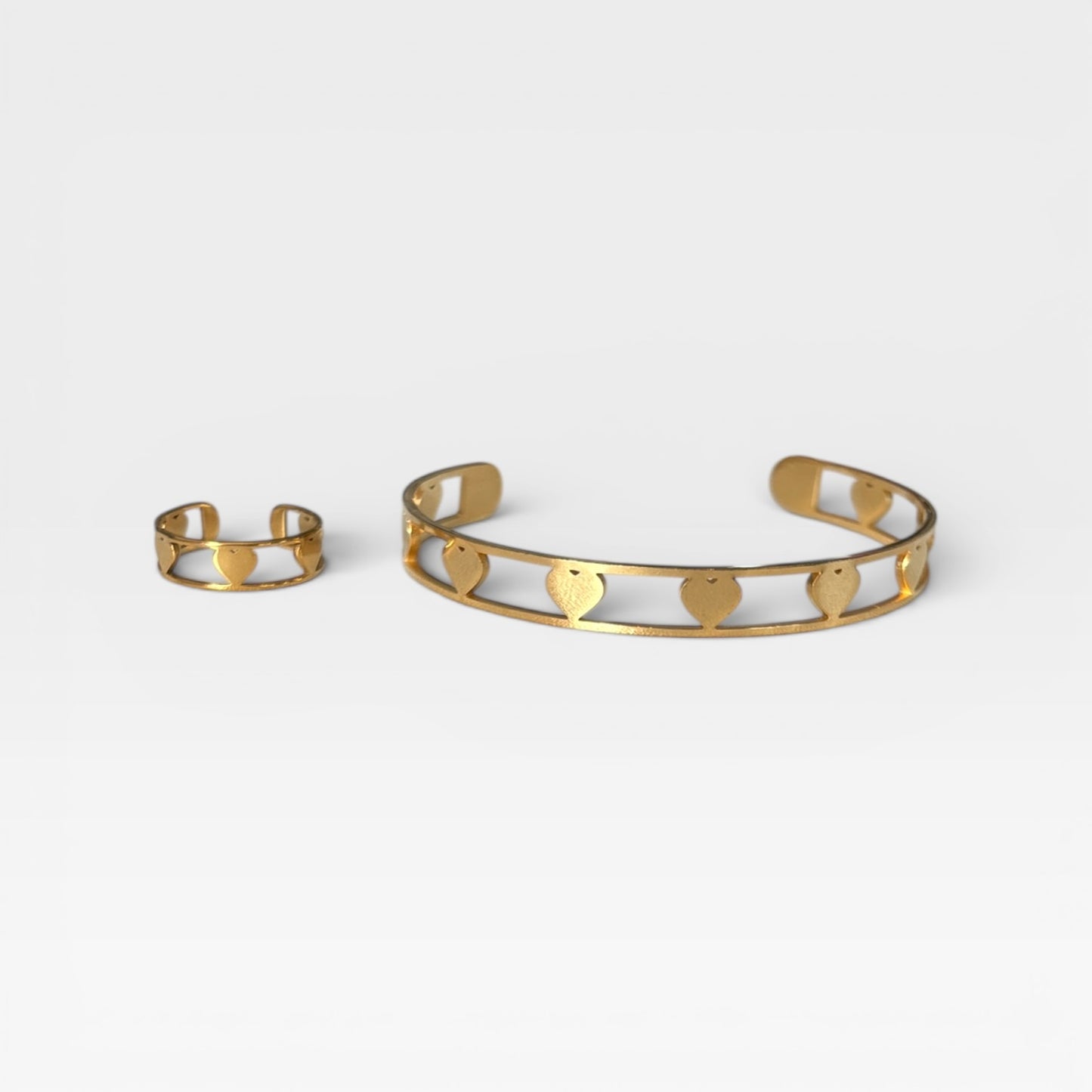 Ring & Cuff Gold Heart Set