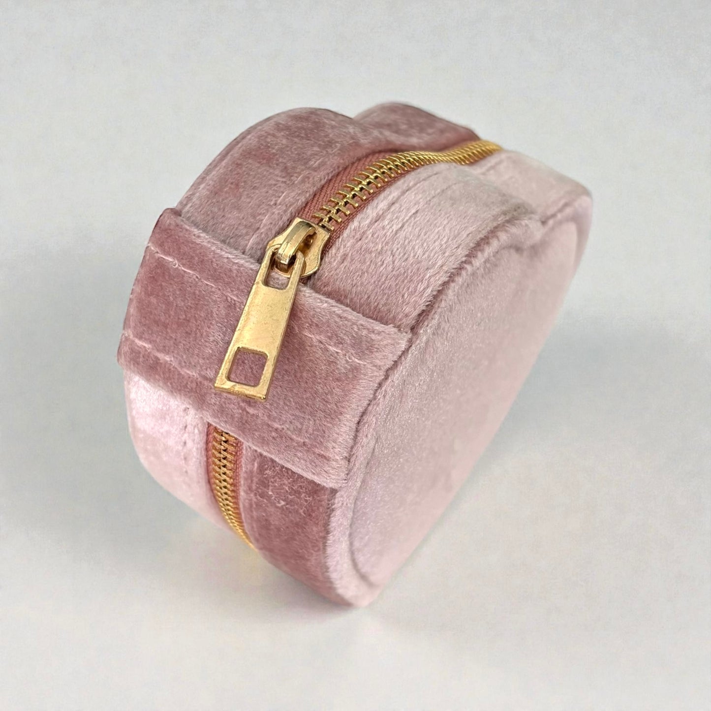 Joyero de terciopelo con forma de corazón