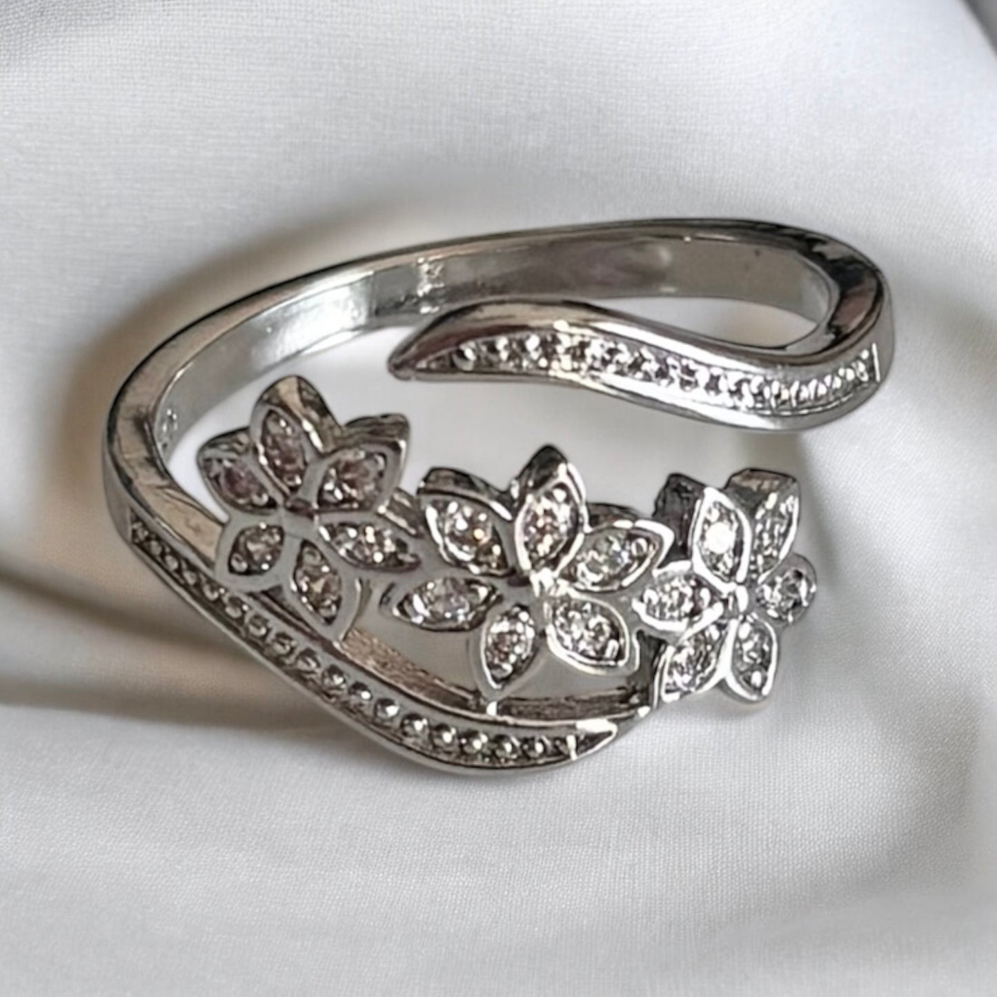 Adjustable 925 Sterling Silver Flower Ring