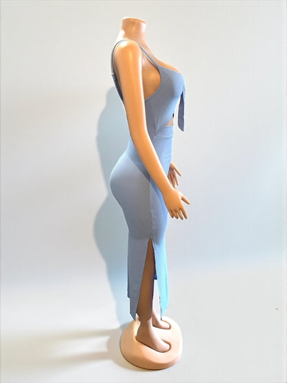 Vestido largo azul con abertura lateral para mujer