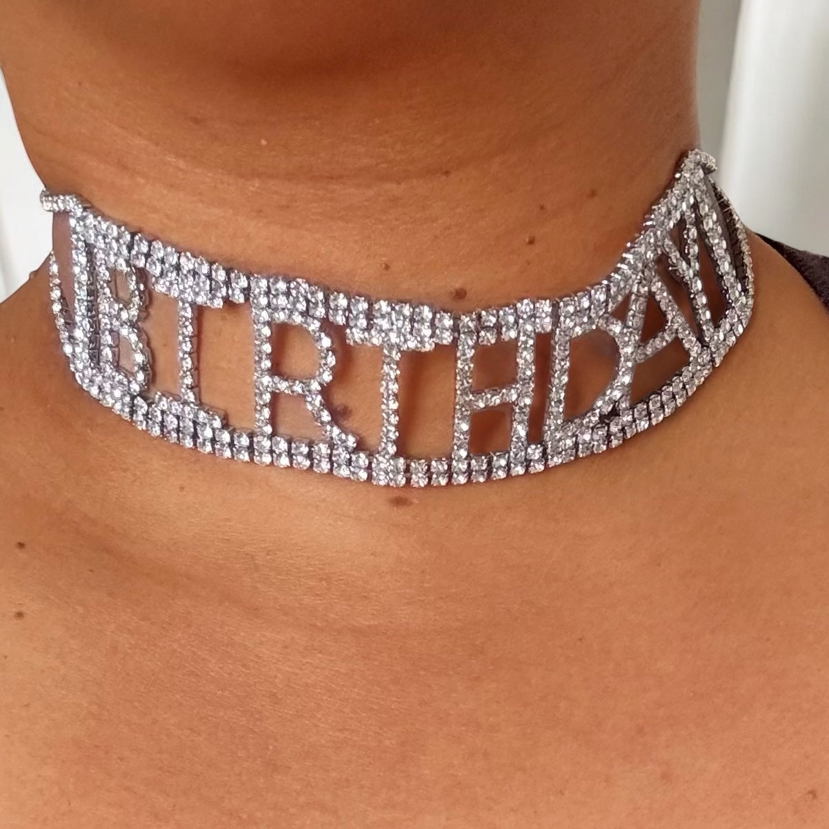 Gargantilla con diamantes de imitación