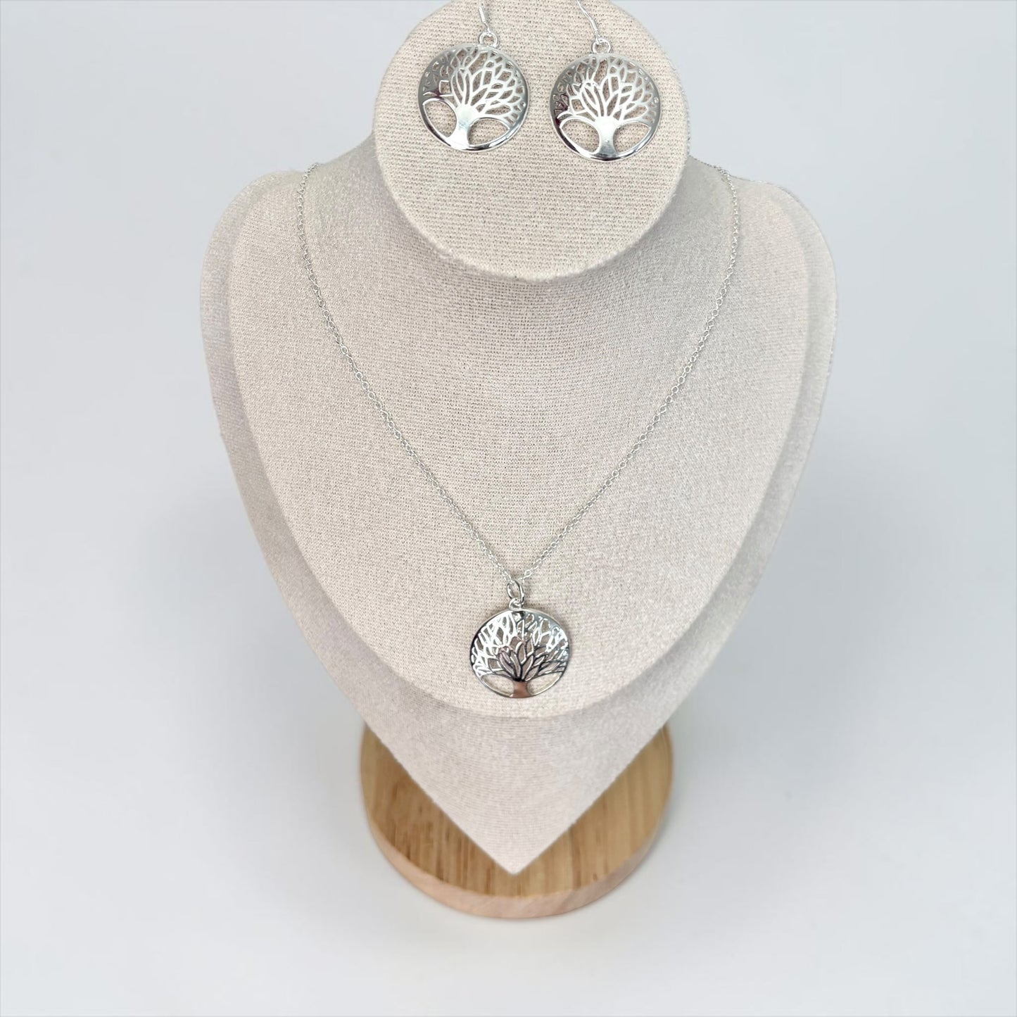 Classic Tree Pendant Set