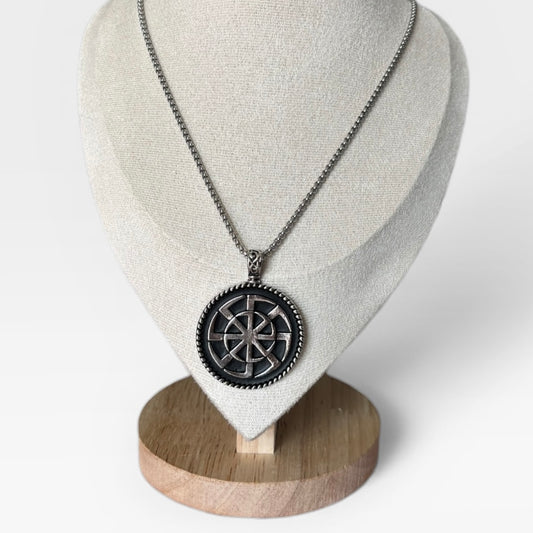 Vintage Round Pendant Men Necklace