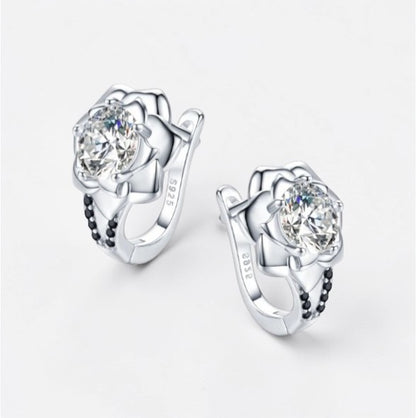 Pendientes de aro con flores redondas de plata y negro