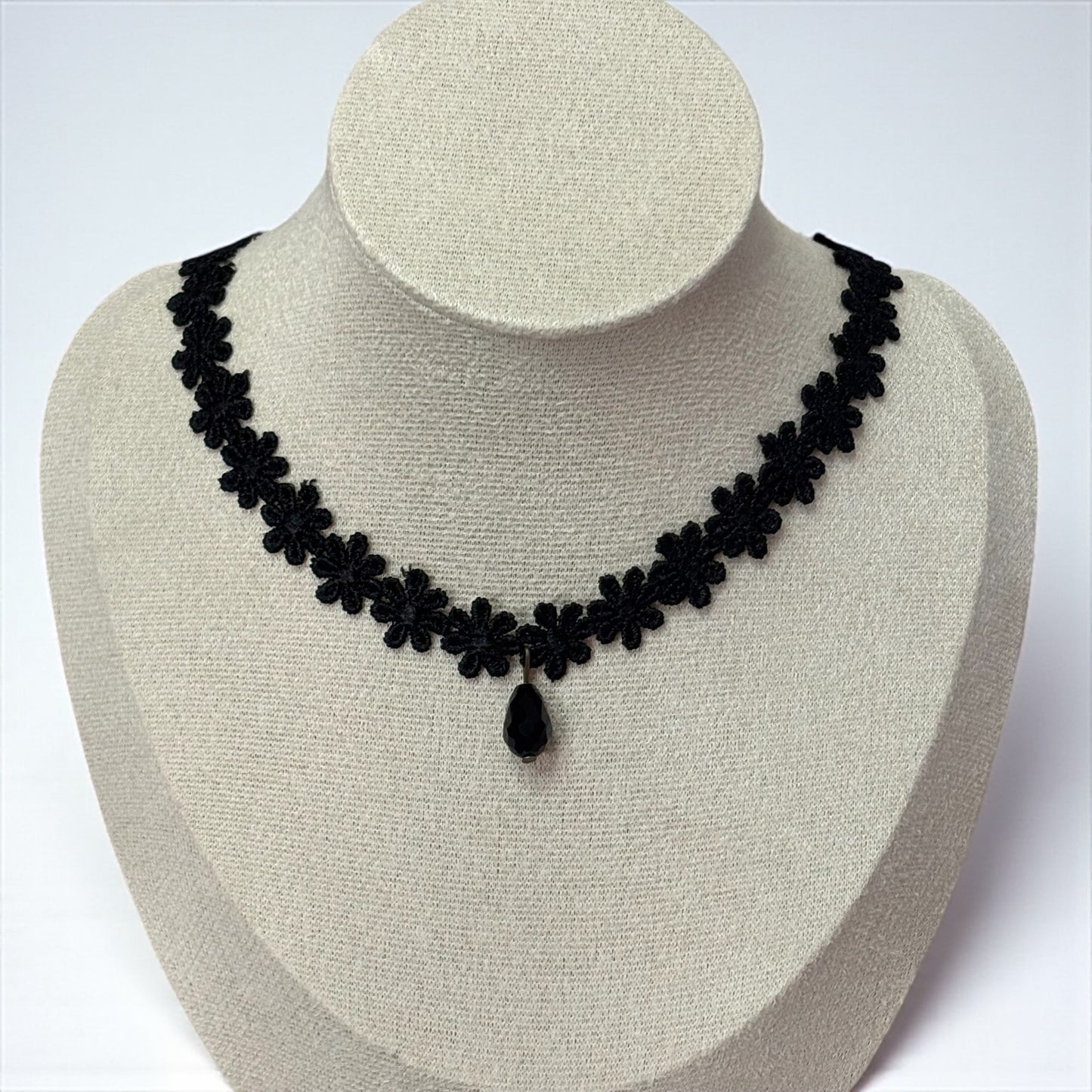 Floral Lace Black Choker