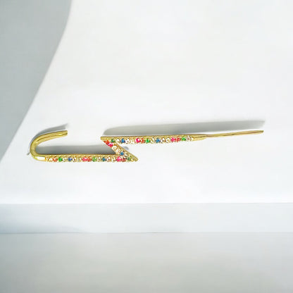 Pendientes largos únicos de una pieza con cristales de colores y accesorios dorados