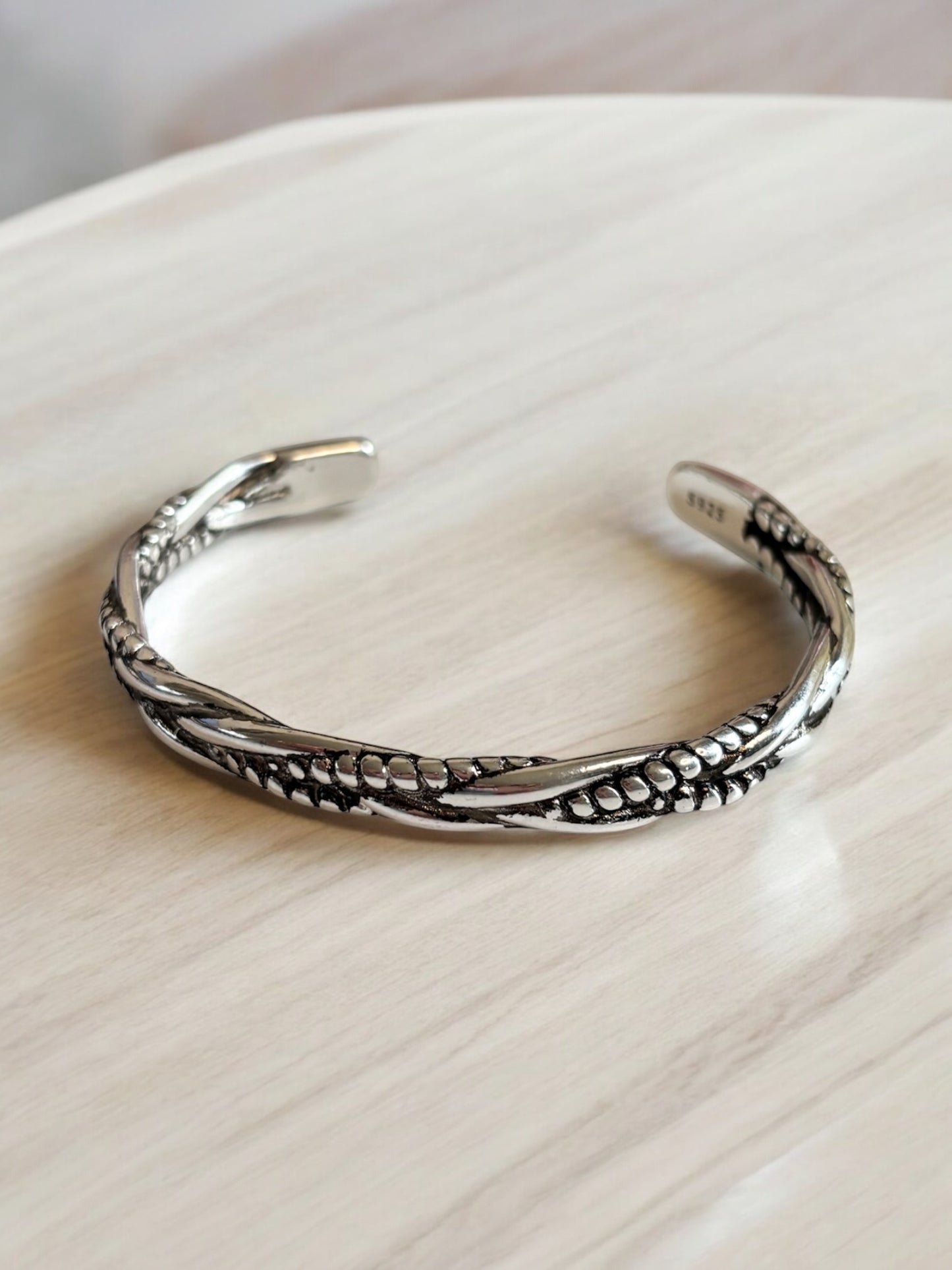 Pulsera trenzada abierta para hombre