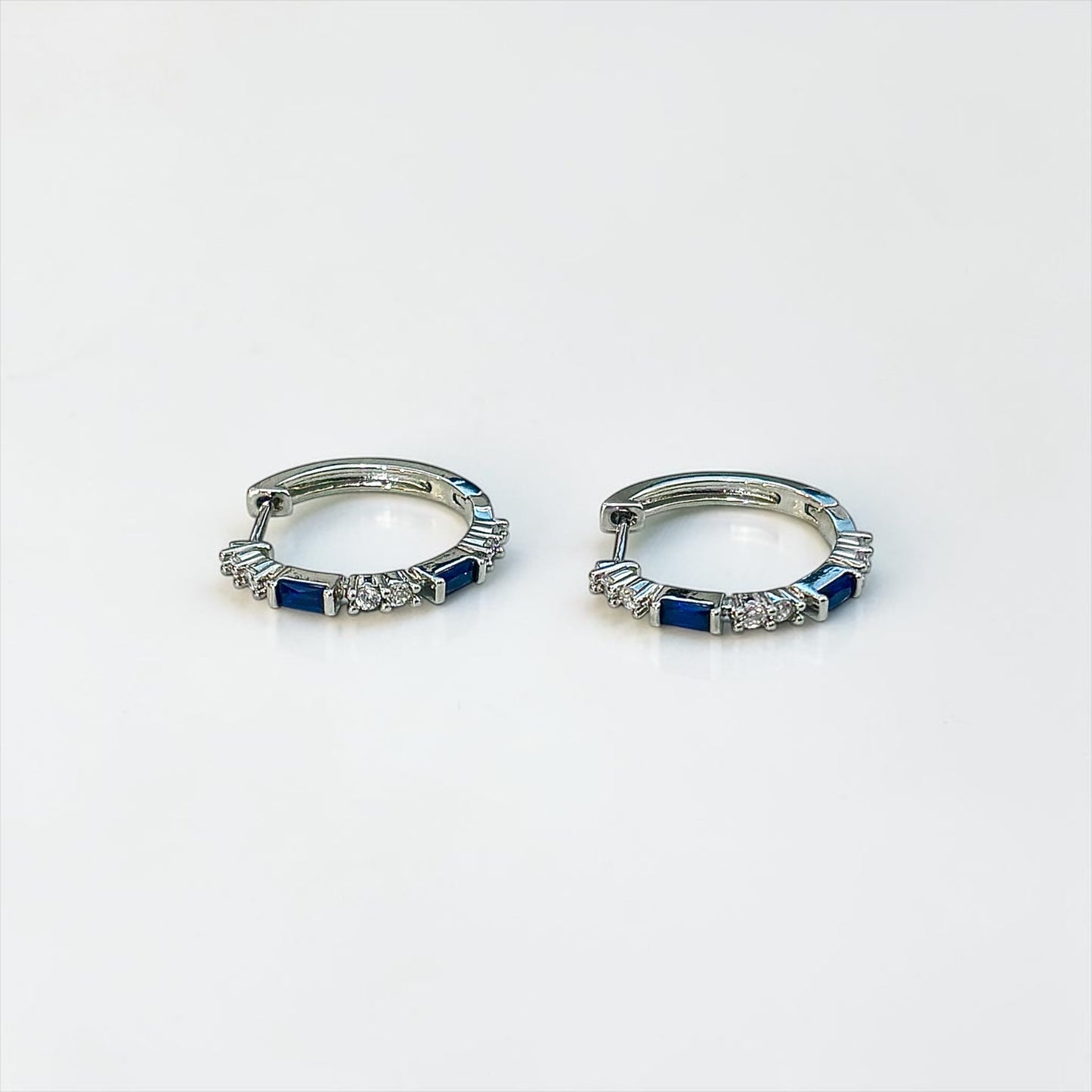 Royal Blue & Silver Round Elegant Earring