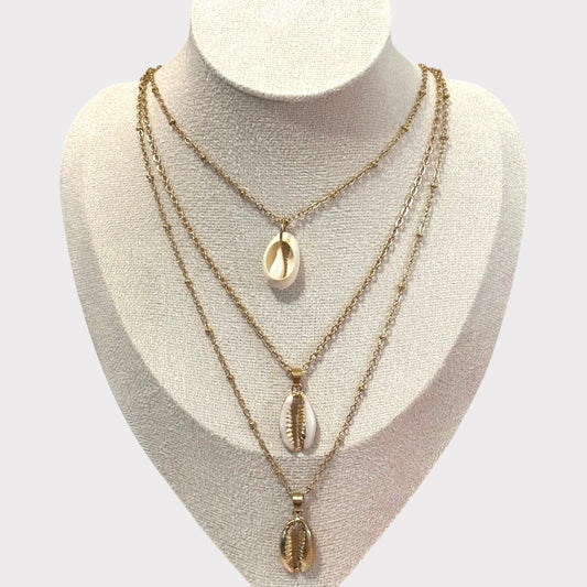 Multilayer Shells Necklace
