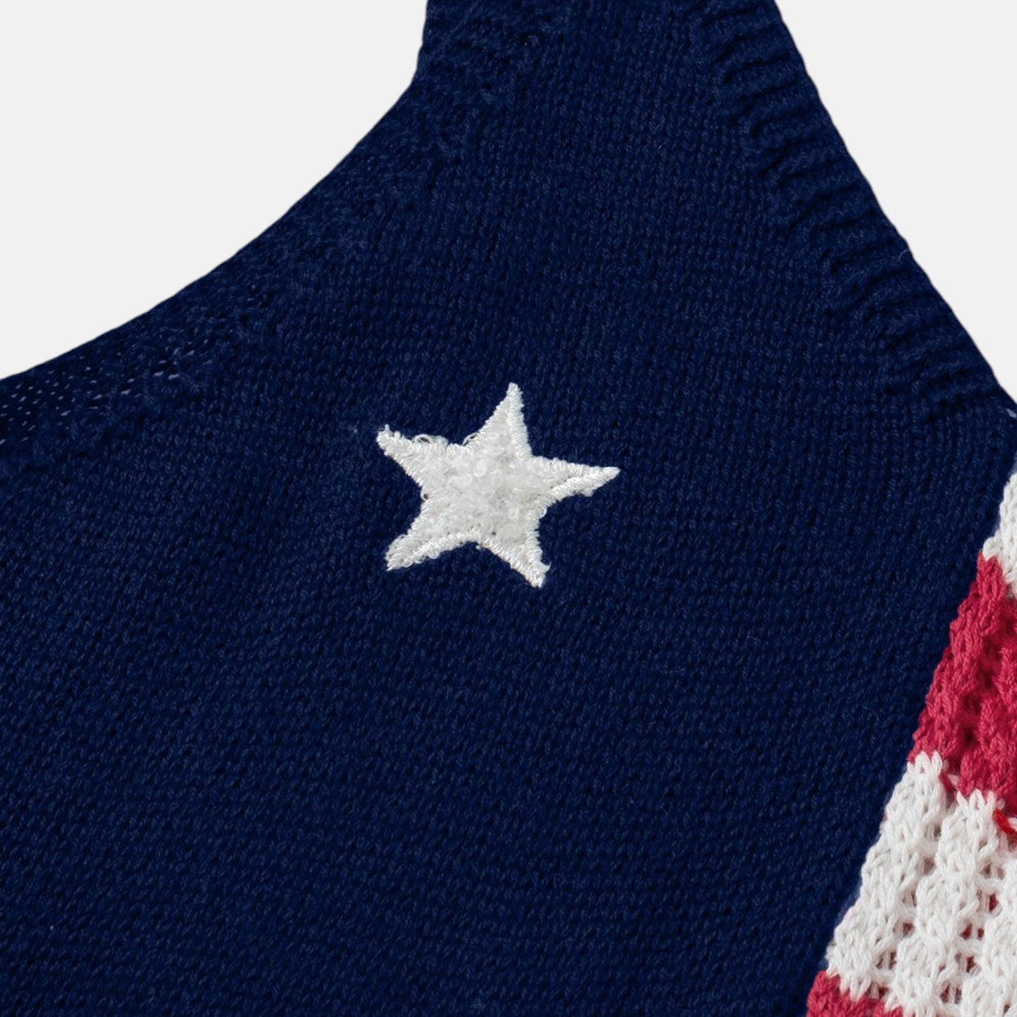 Camiseta de punto con estampado de bandera de estrellas y rayas rojas