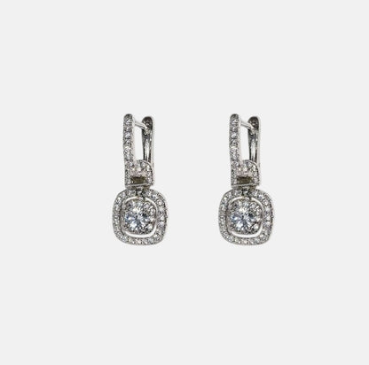 Pendientes elegantes de mujer con circonitas cuadradas