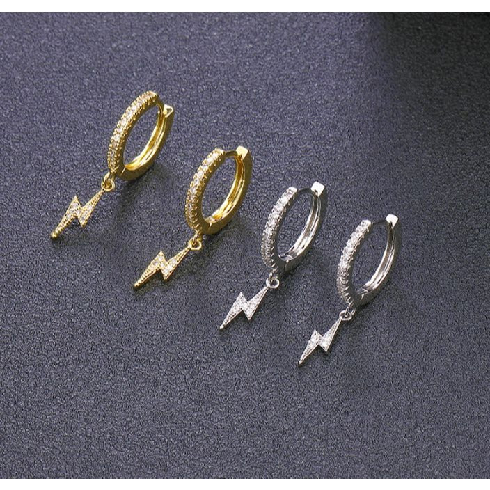 Pendientes de aro con relámpagos de cristal