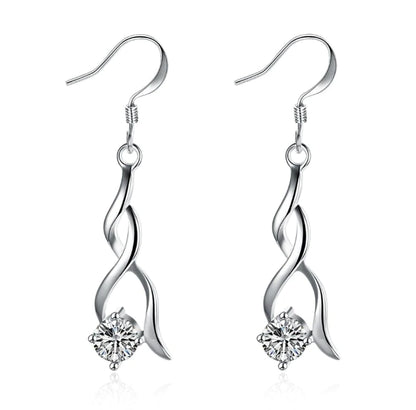 Elegantes pendientes colgantes de cristal