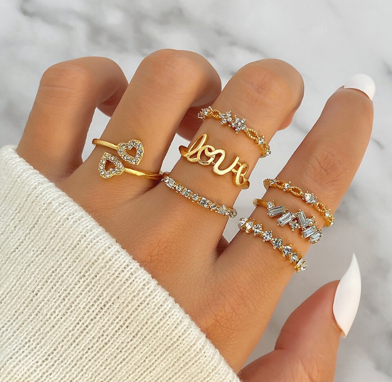 Juego de 7 anillos de oro bohemio
