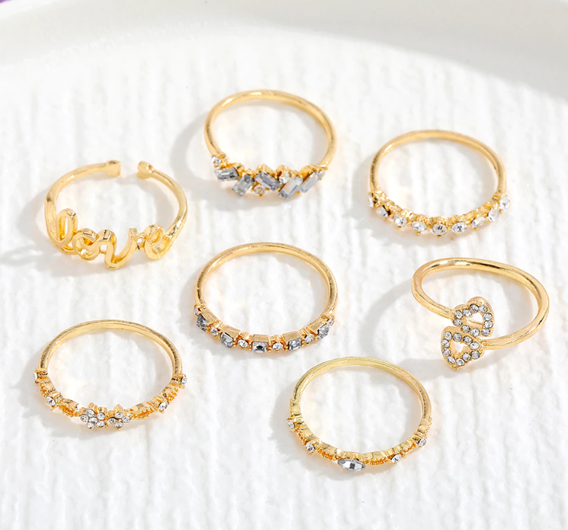 Juego de 7 anillos de oro bohemio