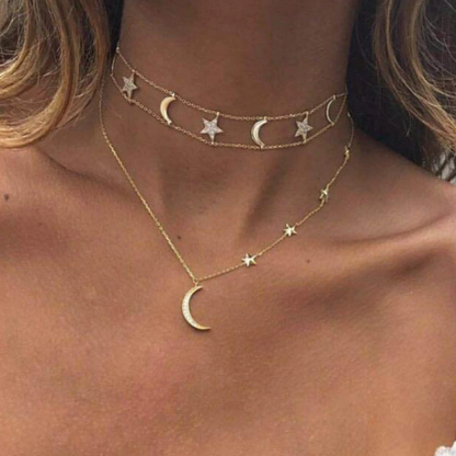 Collar bohemio con luna y estrella