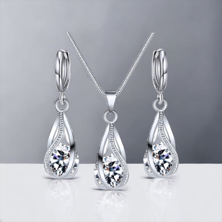 Crystal Elegant Necklace & Earrings Set