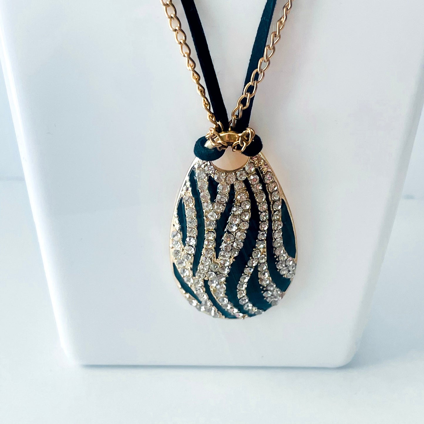 Black Gold Long Zebra Pattern Necklace