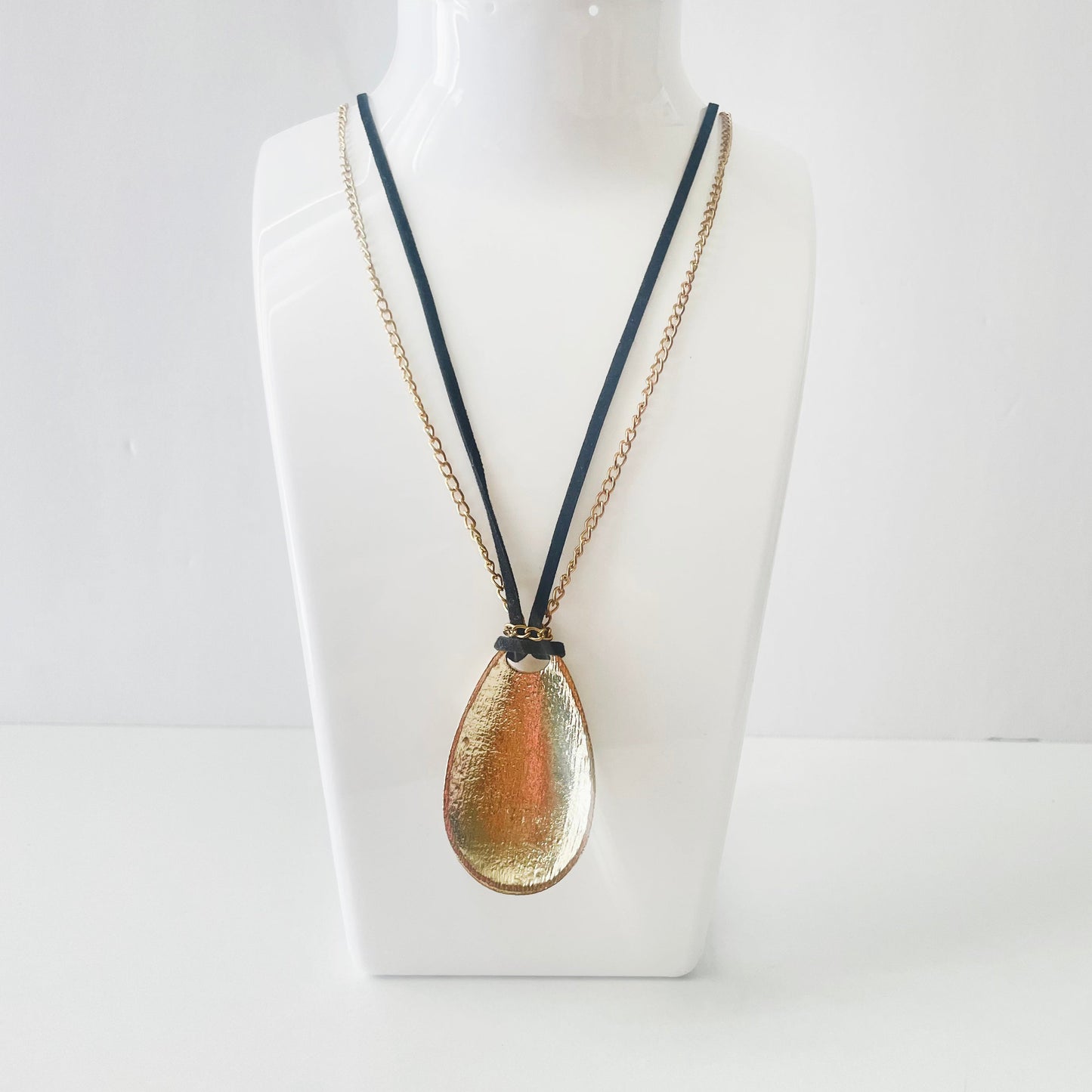Black Gold Long Zebra Pattern Necklace