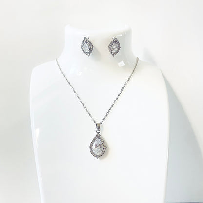 Luxury Necklace and Earrings Set