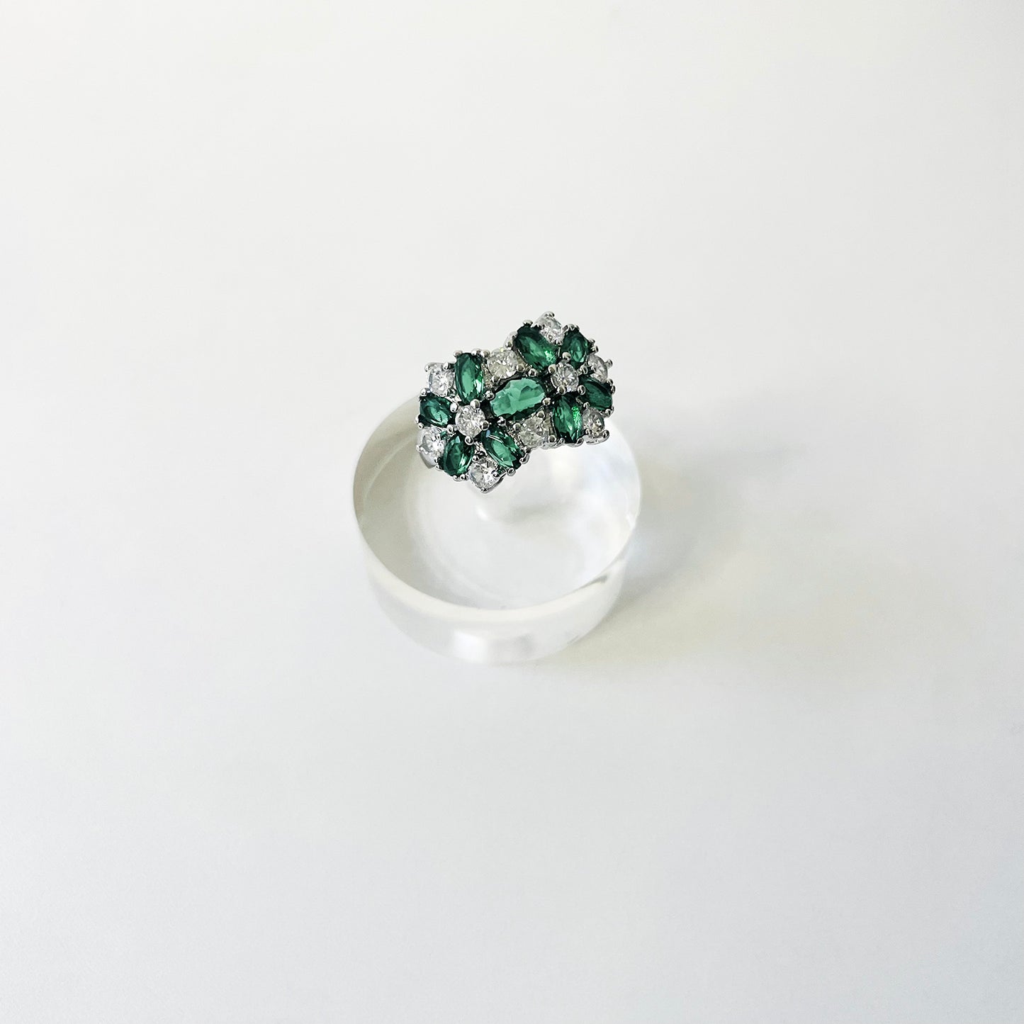 Elegant Floral Luxurious Sterling Silver Ring