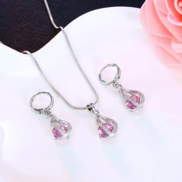 Crystal Elegant Necklace & Earrings Set